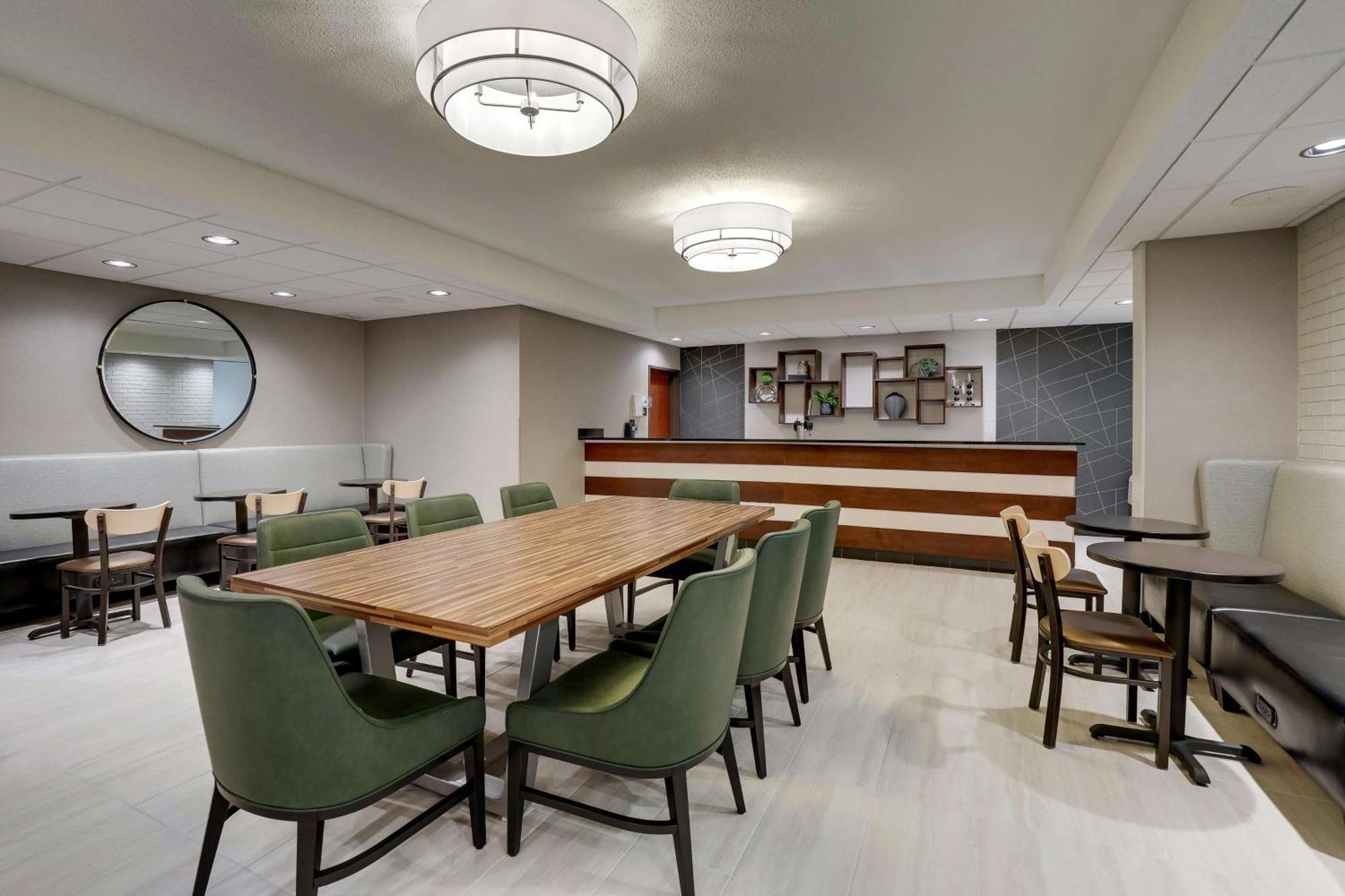 Drury Inn & Suites Cape Girardeau Bagian luar foto