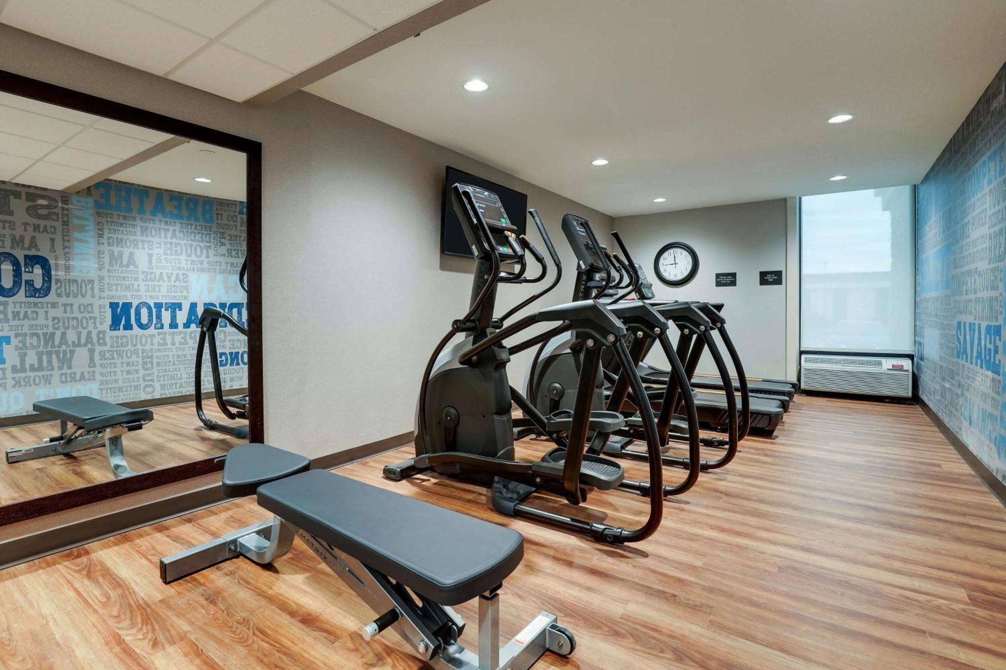 Drury Inn & Suites Cape Girardeau Bagian luar foto